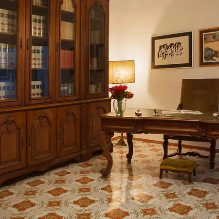 Апартаменти Dimora Colella Sea View *